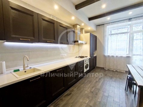 2-к квартира, 6/6 эт., 79м²